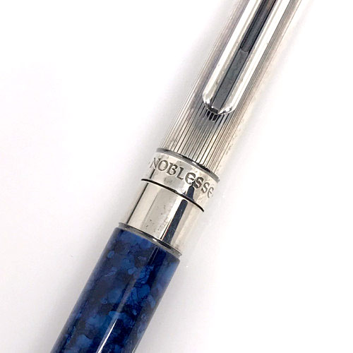ปากกาหมึกแห้ง MONTBLANC Classic pen  วัสดุชุดเหน็บและปลอกชิ้นบนเคลือบแพลตินั่ม 3