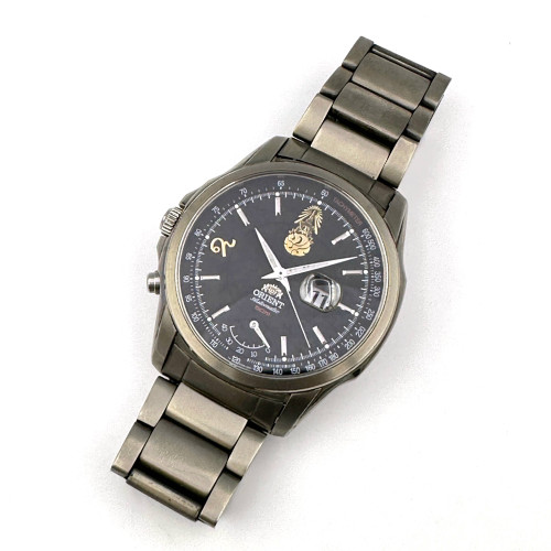 ORIENT The 60th Anniversary Celebrations of His Majesty's Limited 1573/6000 Auto Date Size 41 mm.