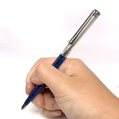 ปากกาหมึกแห้ง MONTBLANC Classic pen  วัสดุชุดเหน็บและปลอกชิ้นบนเคลือบแพลตินั่ม