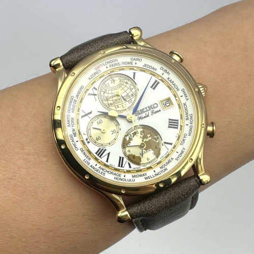 SEIKO World Time 30th Anniversary Limited Quartz Date Size 40 mm. (Rare item) 8
