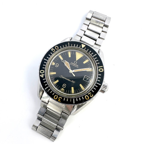 OMEGA Seamaster Diver 300m 1960s Automatic Date Size 41 mm. (Rare Item)