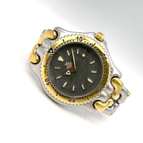 TAG Heuer Professional 200M Quartz Two-Tone Date Size 38 mm. (Pre-owned)