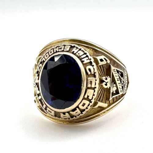 CEDAR CLIFF High School 1970s 10k gold class ring with blue sapphire (Pre-owned)