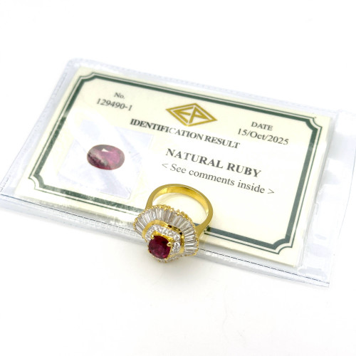 Gold ring with 36 Baguette diamonds, total weight 3.6 ct and 16 Kesorn diamonds, total weight 0.56 c 6