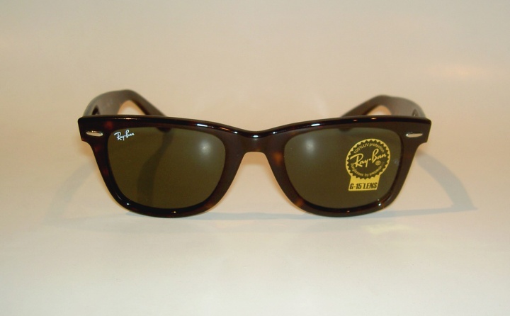 Ray-Ban Sunglasses Original Wayfarer RB 2140 902 (Hourly Sale)